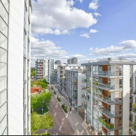 New Stylish 1 Bedroom Flat Stunning Balcony Views Brentford Dış mekan fotoğraf